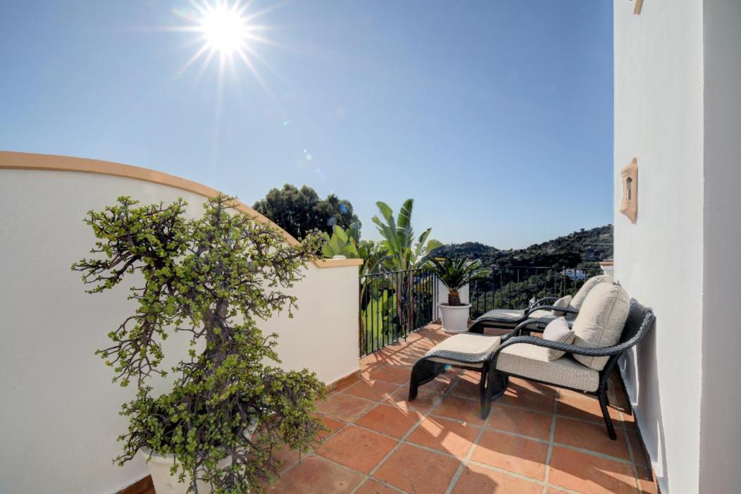 Villa Lámpara en la colina Benahavís Esterno foto